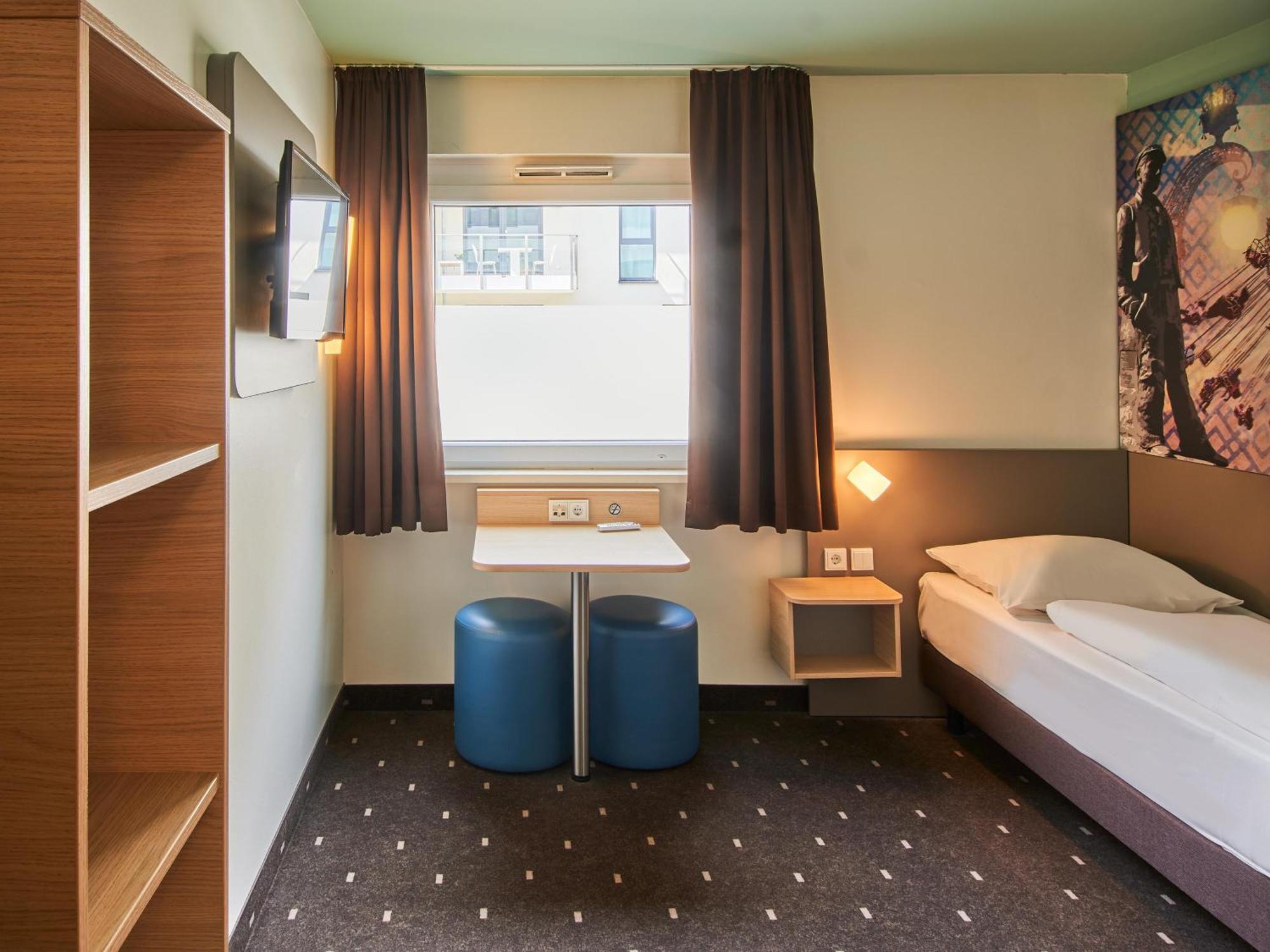 B&B Hotel Дармщат Екстериор снимка