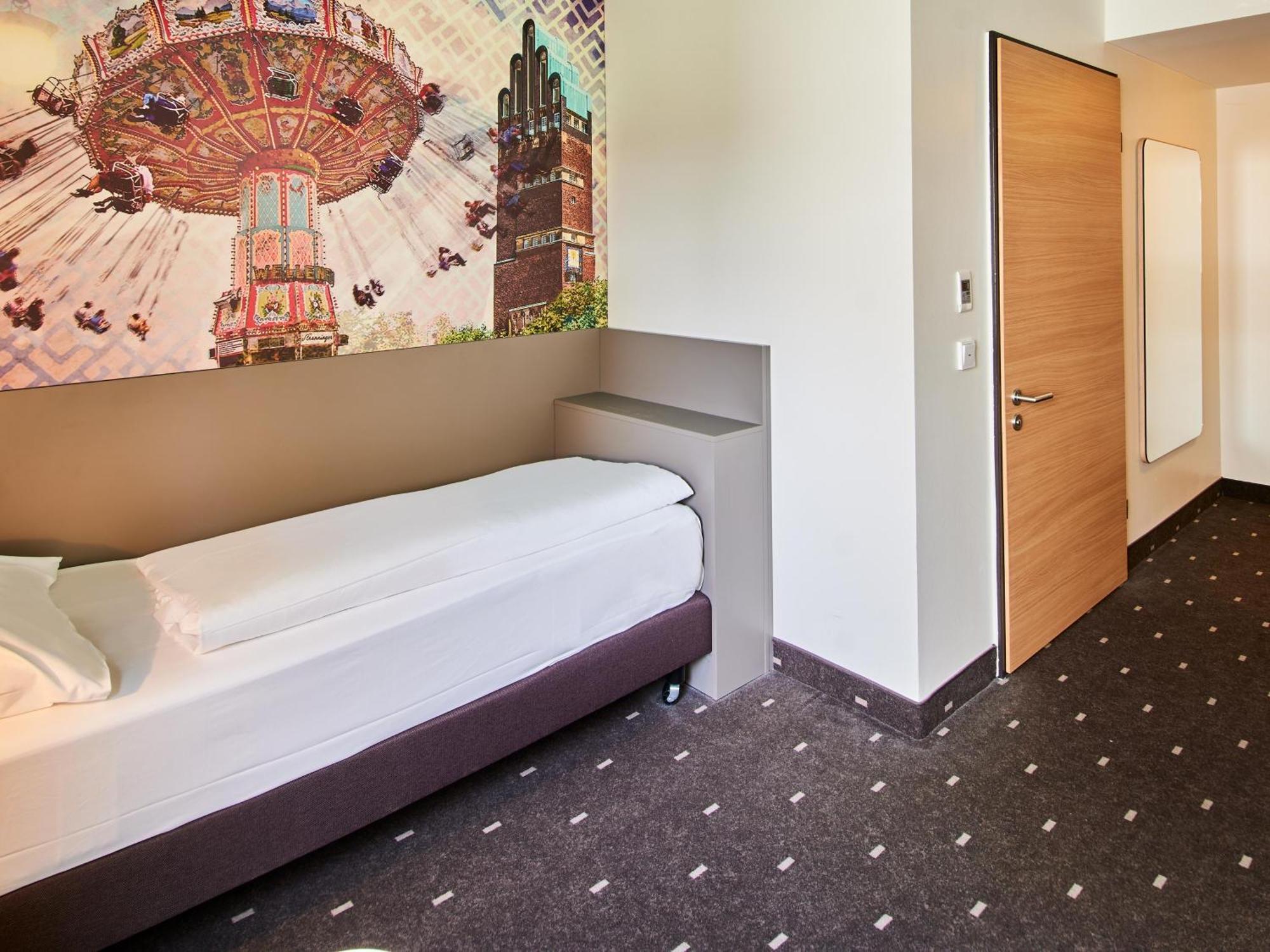B&B Hotel Дармщат Екстериор снимка