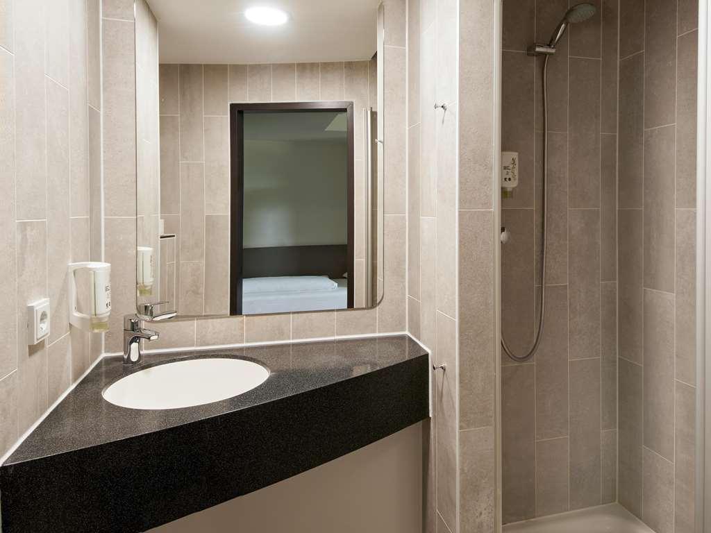B&B Hotel Дармщат Стая снимка