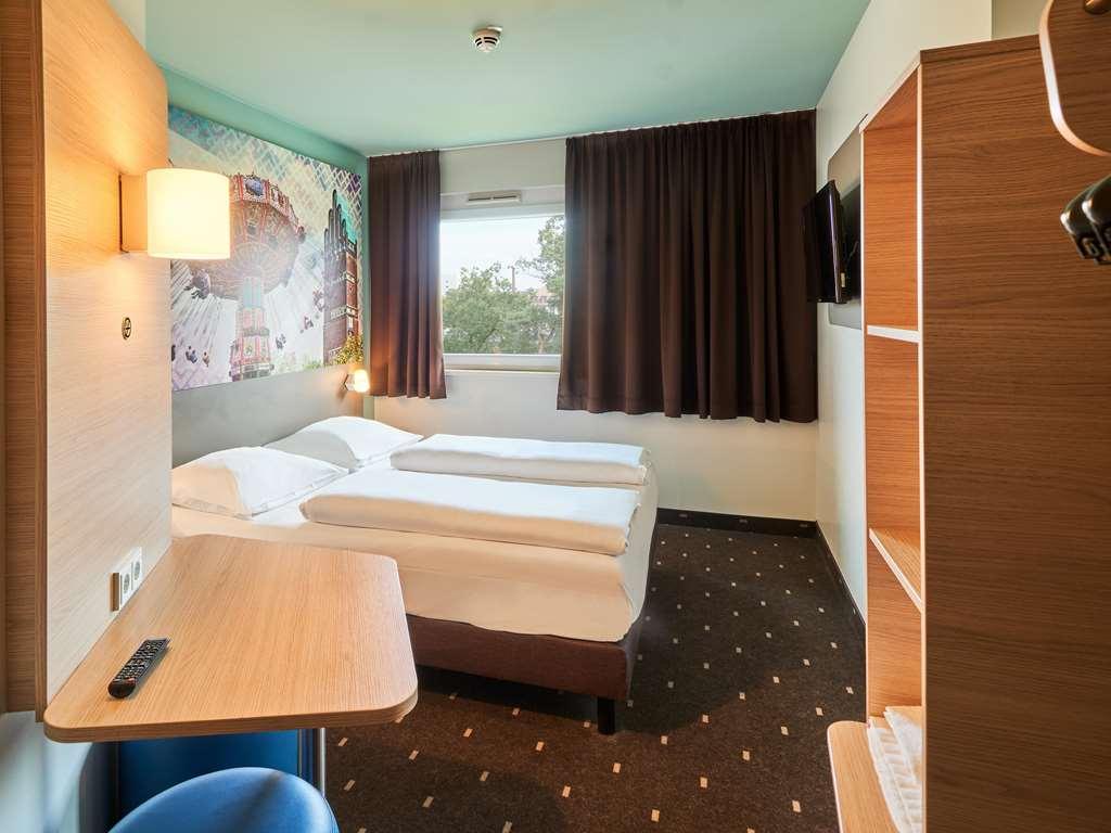 B&B Hotel Дармщат Стая снимка